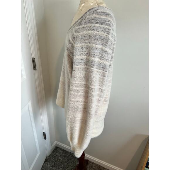 Abercrombie & Fitch Soft Pullover Long Sleeve V-Neck Sweater XL - Picture 3 of 8